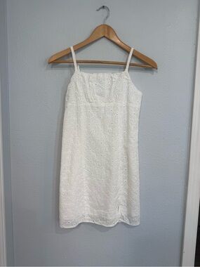 White Cotton Eyelet Dress Art & Class Size 10/12